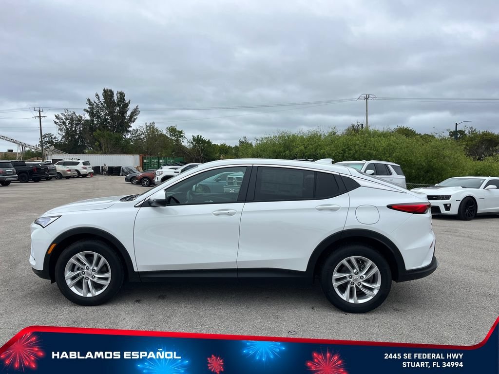New 2026 Summit White Buick Preferred image 4
