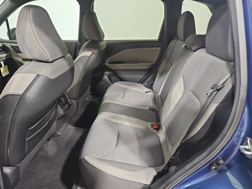New 2026 DAYBREAK BLUE PEARL Subaru Premium Hybrid image 26