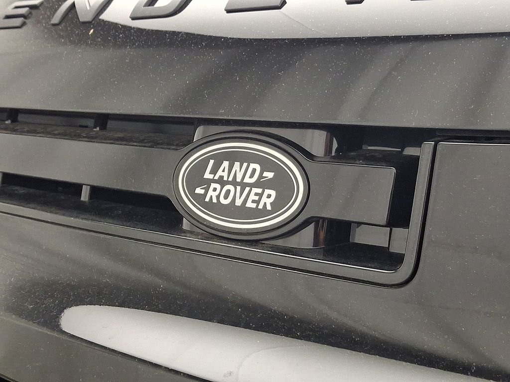 New 2026 Santorini Black LAND ROVER X-Dynamic SE image 21