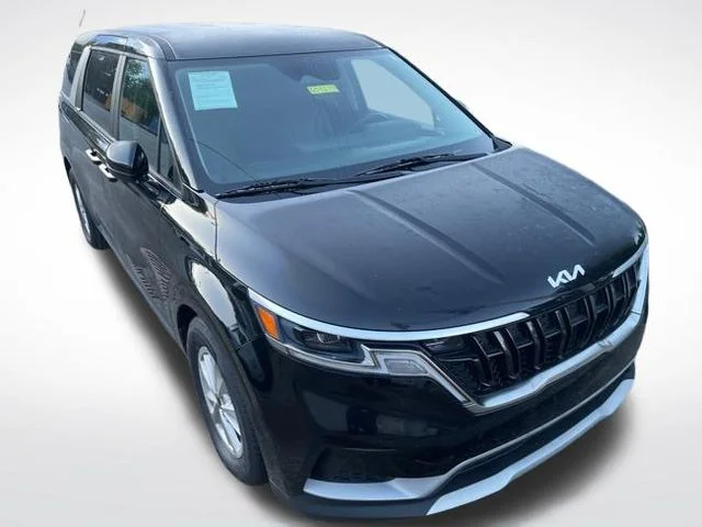 2023 Kia Sedona LX Seat Pkg's photo