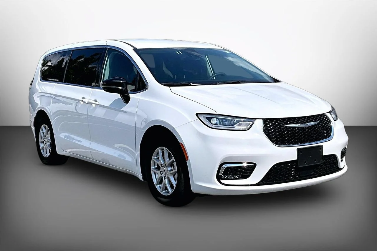 2024 Chrysler Pacifica