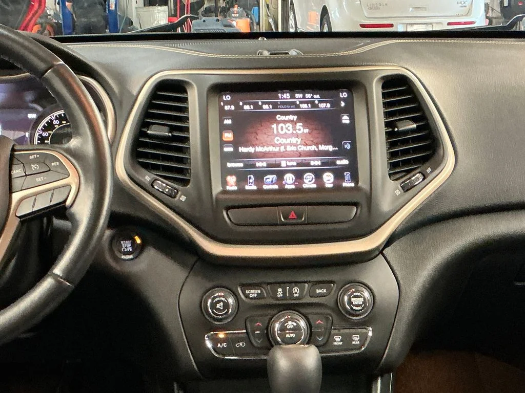 Used 2016 Red Jeep Limited image 19