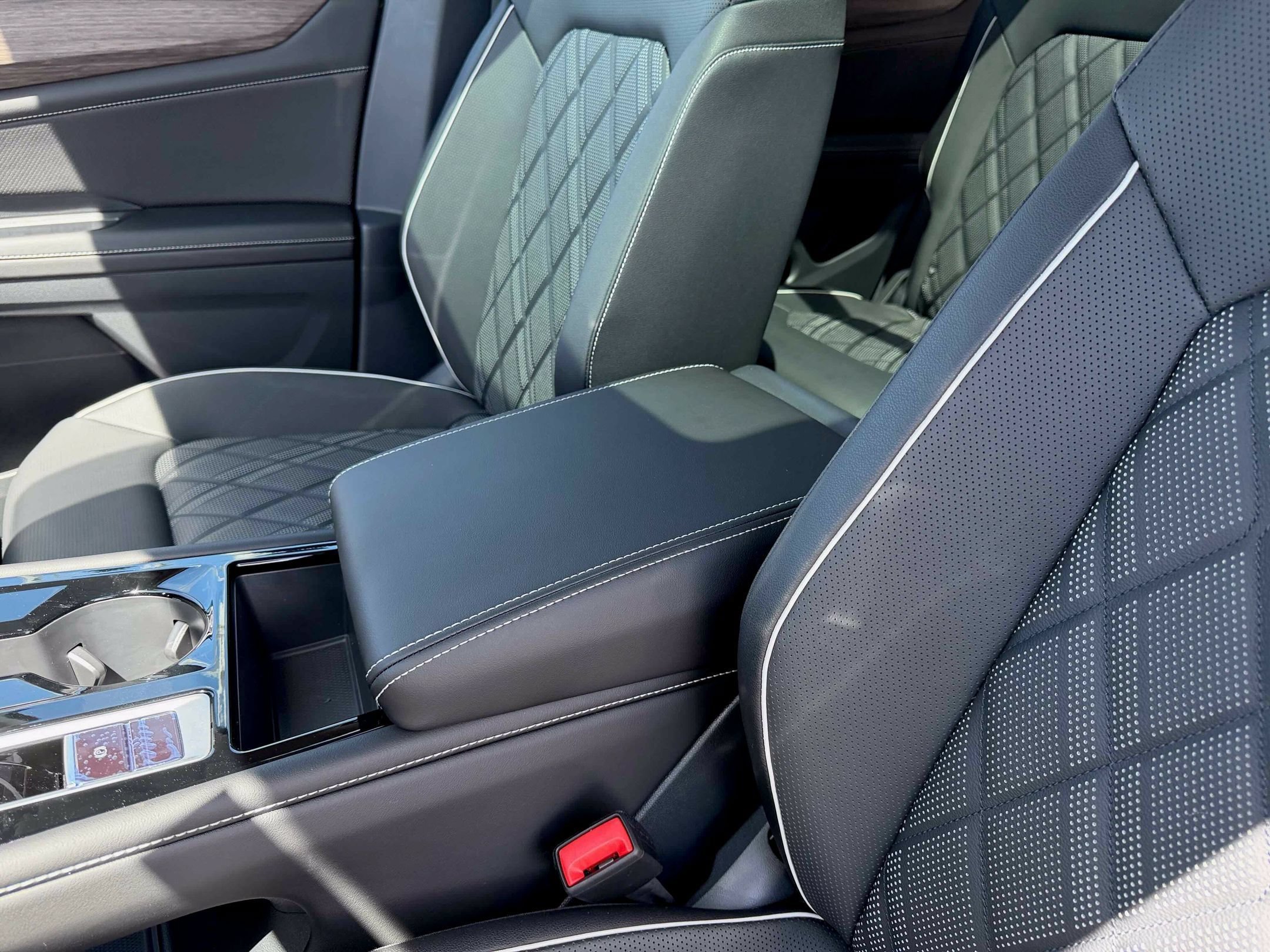 New 2026 Green Volkswagen 2.0T SEL Premium R-Line image 26