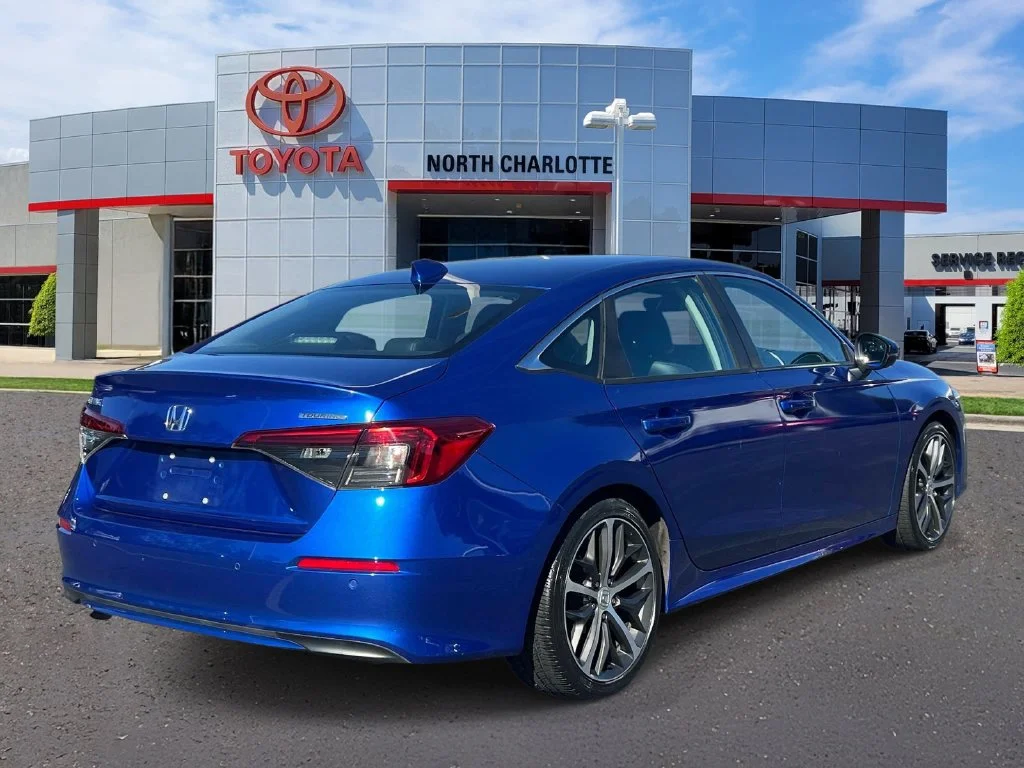 Used 2022 Blue Honda Touring image 7