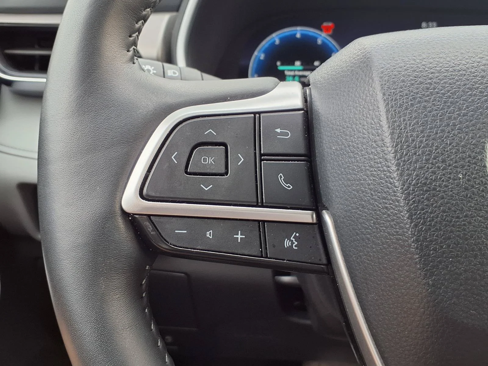 Certified Used 2025 Gray Toyota Limited image 15