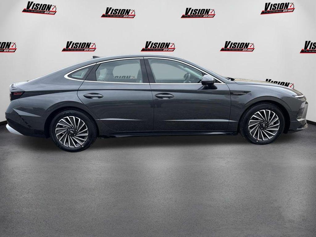 New 2026 Gray Hyundai Limited image 6