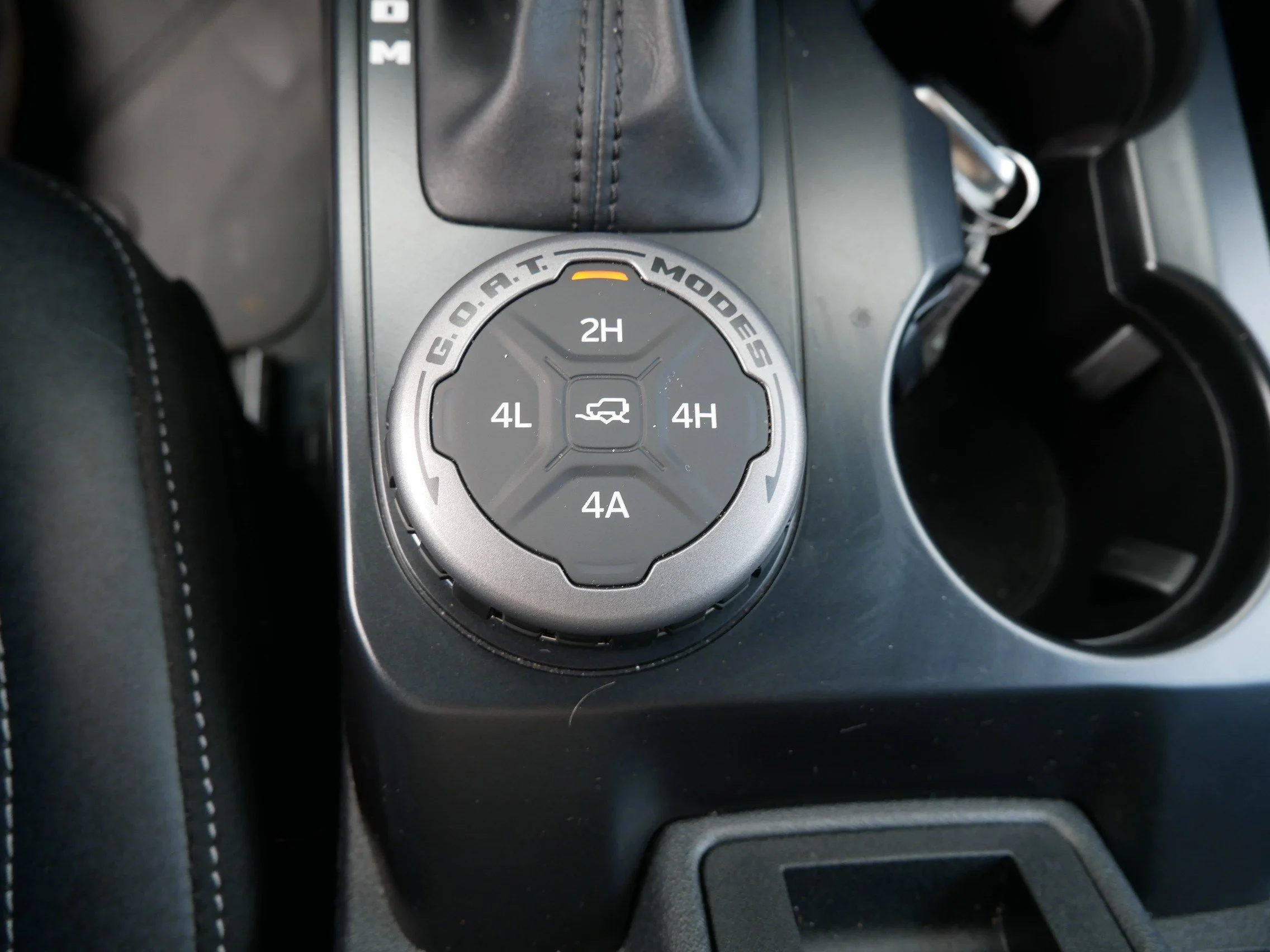 New 2025 Azure Gray Metallic Ford Badlands image 29
