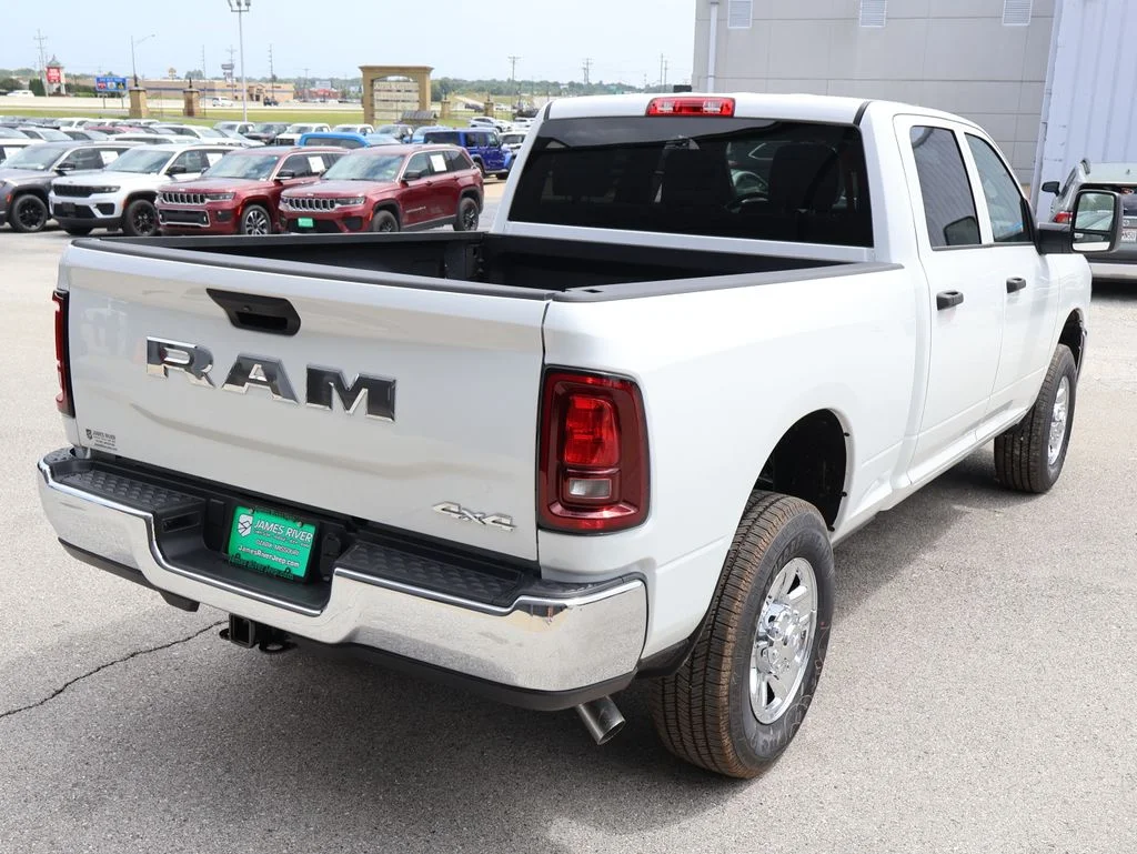 New 2026 Bright White Clear-Coat Exterior Paint RAM Tradesman image 5