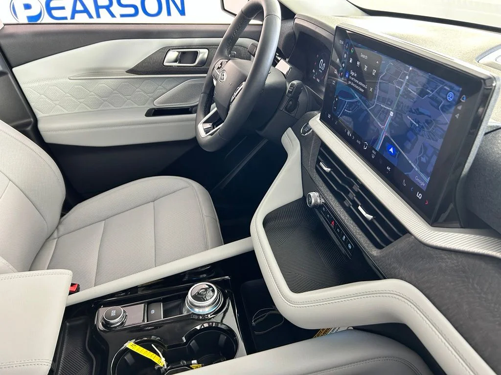 New 2026 Carbonized Gray Metallic Ford Platinum™ image 29