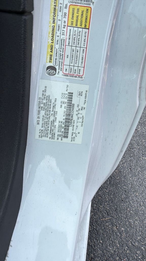 Used 2014 White Ford V6 Premium image 6