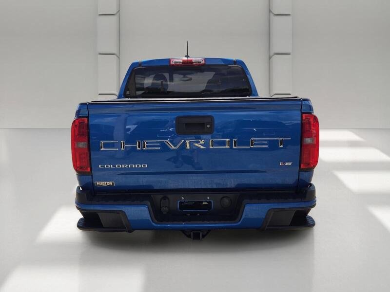 Certified Used 2021 Bright Blue Metallic CHEVROLET 2WD CREW CAB 128" LT image 4