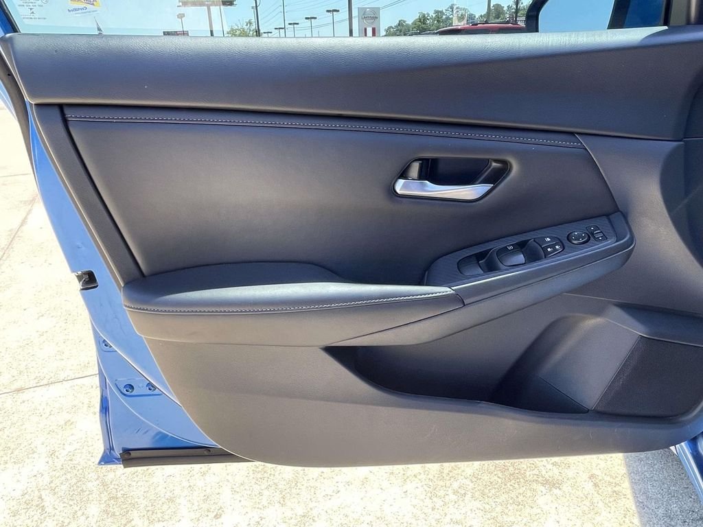 Used 2025 Blue Nissan SV image 16