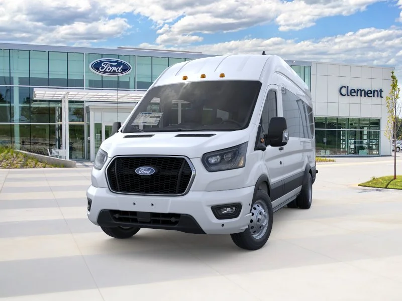 New 2026 Oxford White Ford Passenger Van XLT image 2