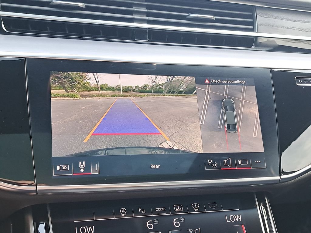 2025 Audi A8 Base - Photo 30