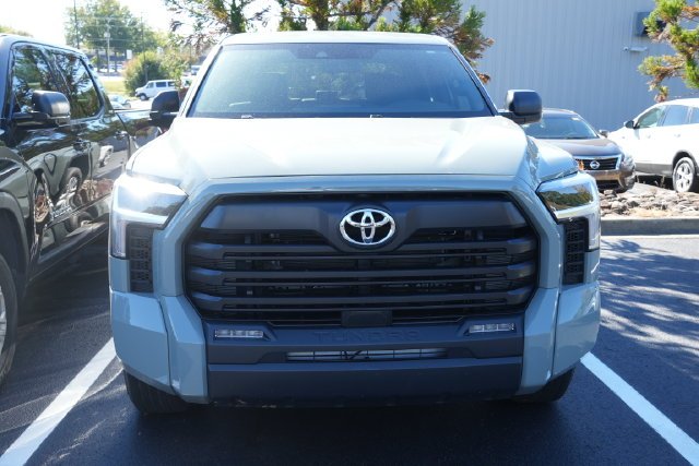 Certified Used 2025  Toyota SR5 image 5
