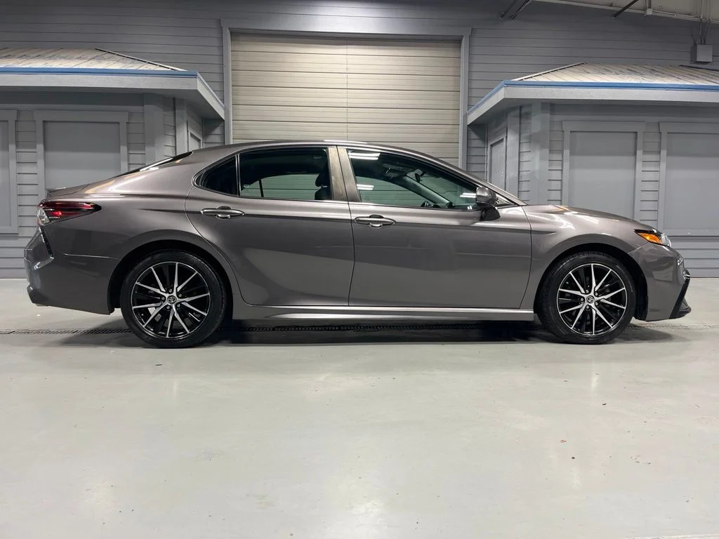 Used 2021 Predawn Gray Mica Toyota SE image 8