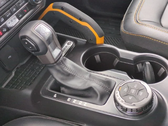 Used 2024 White Ford Badlands image 26