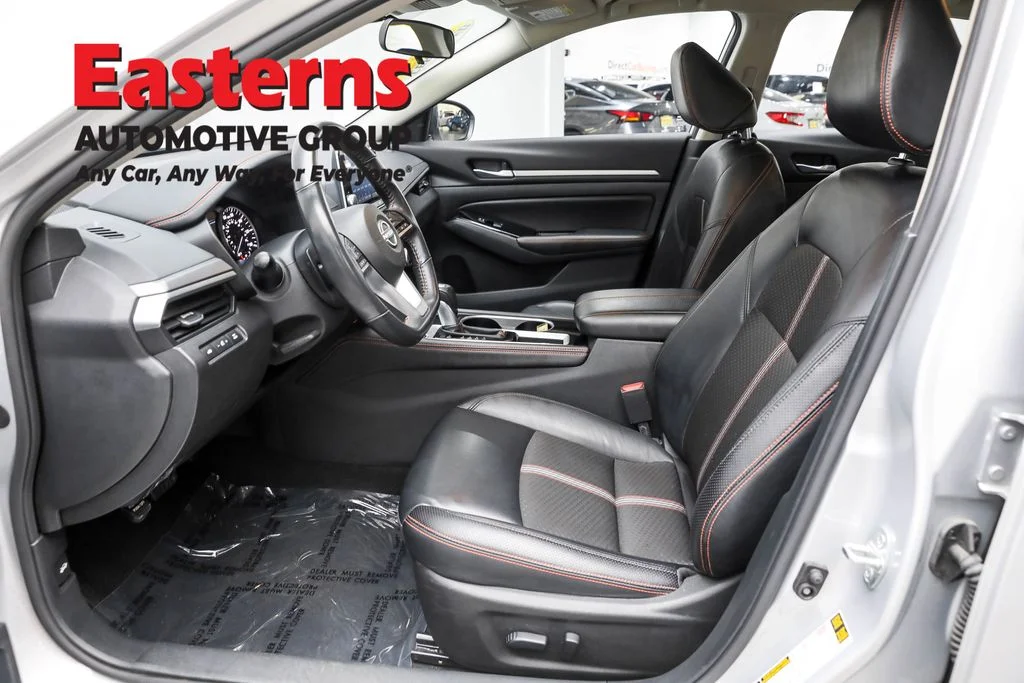 Used 2024 Silver Nissan 2.5 SR image 14