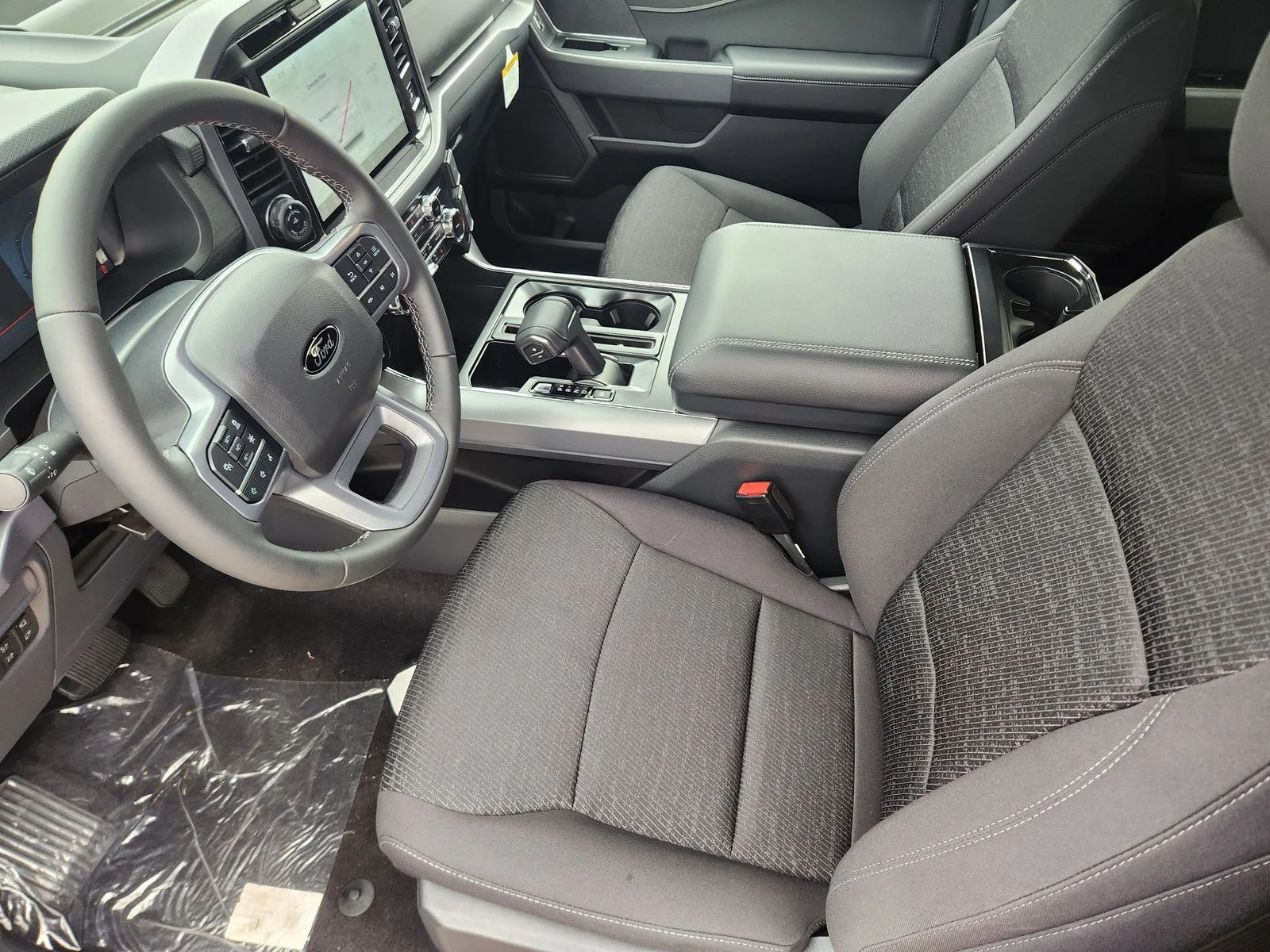New 2026 Carbonized Gray Metallic Ford XLT image 9