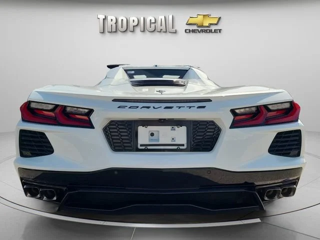 Used 2025 Arctic White Chevrolet 1LT image 4