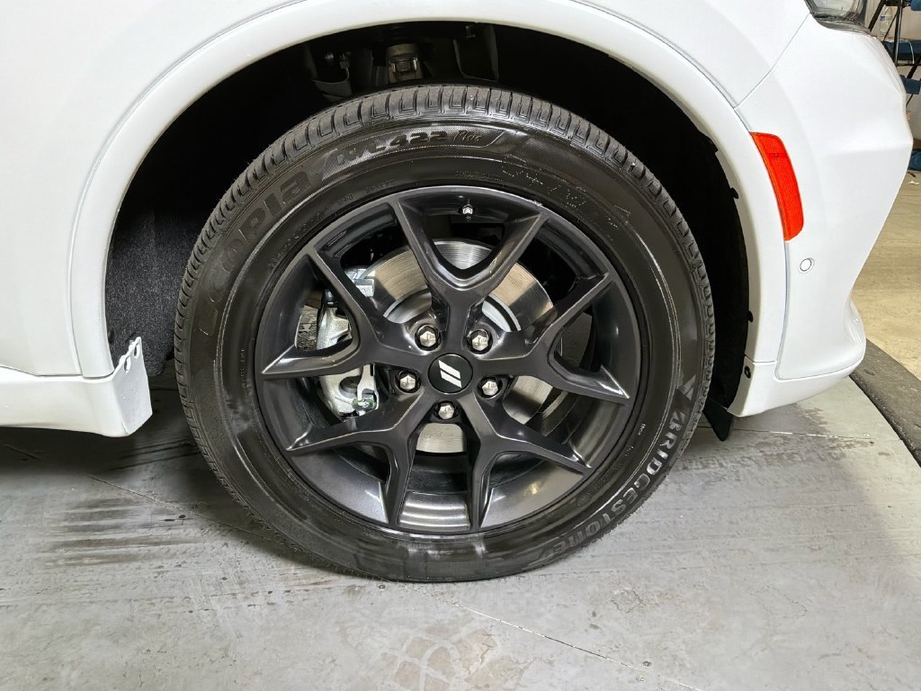 New 2027 White Knuckle Clear-Coat Paint Dodge GT image 12