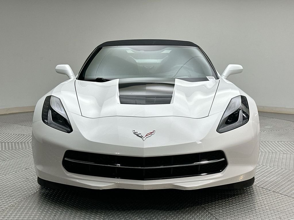 Used 2014 Arctic White Chevrolet Base image 16