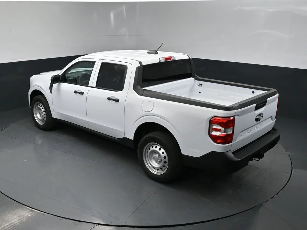 New 2026 Oxford White Ford XL image 35