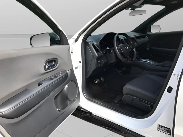 Used 2020  Honda Sport image 10