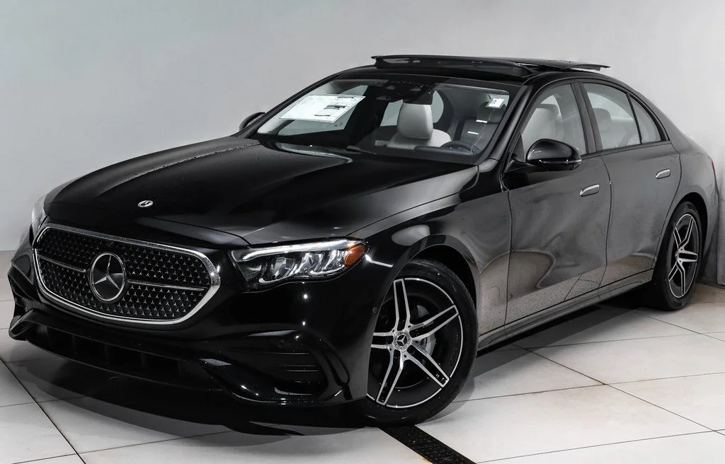 2026 Mercedes-Benz E-Class E350 4MATIC's photo