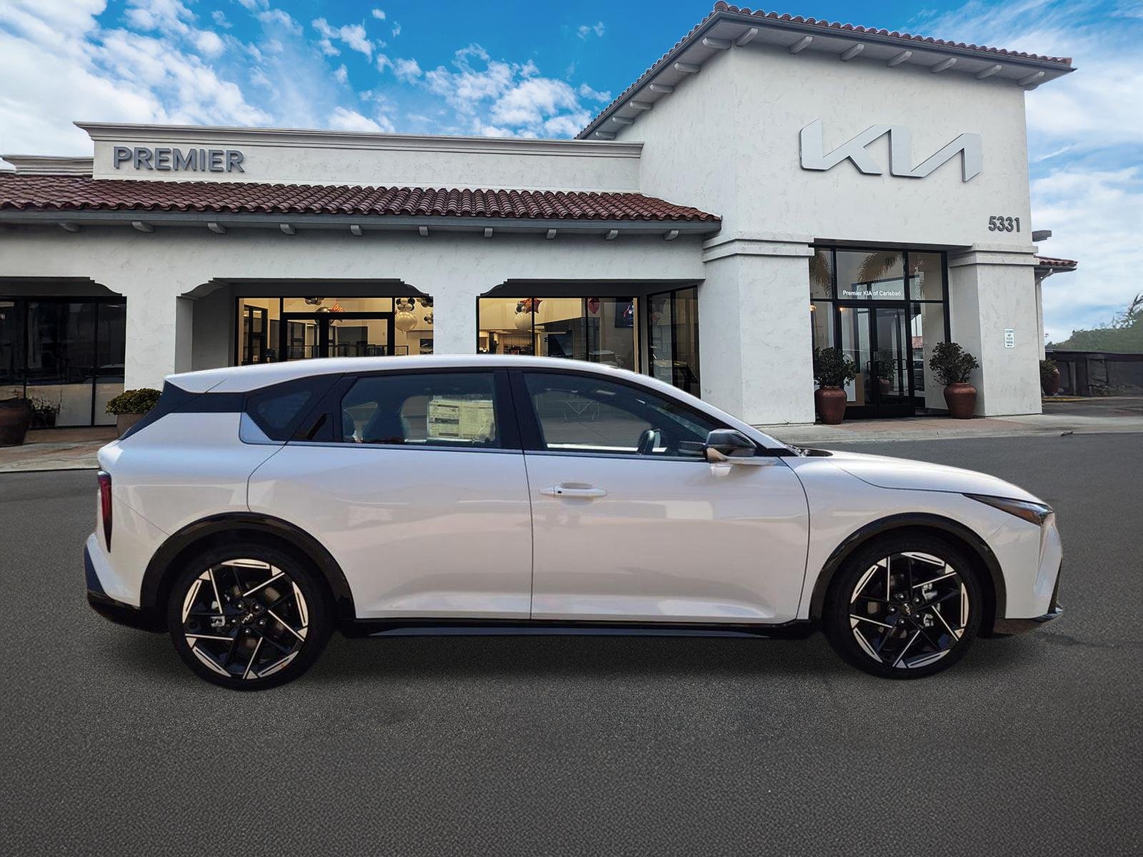 New 2026 Snow White Pearl Kia GT-Line image 9