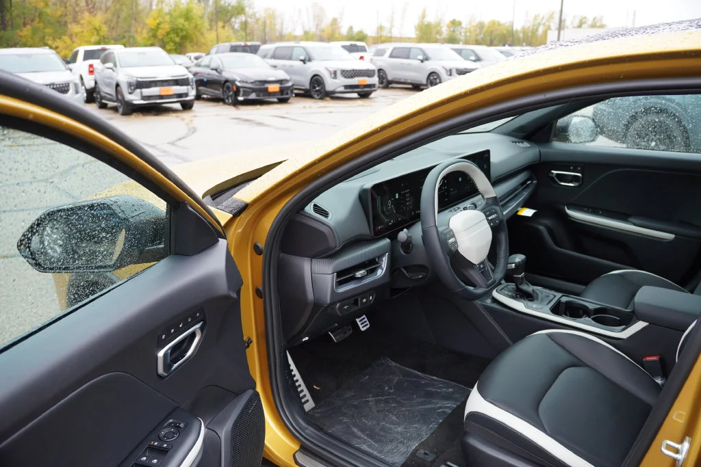 New 2027 Sparkling Yellow Kia GT-Line Turbo image 10