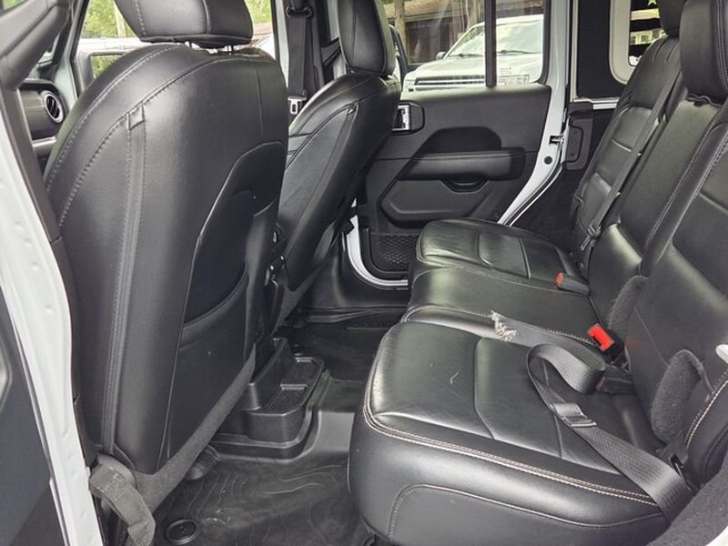 Used 2019 Bright White Clearcoat Jeep Moab image 9