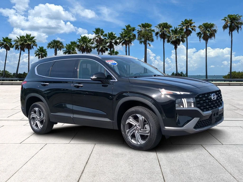 Used 2023 Black Hyundai SEL image 2