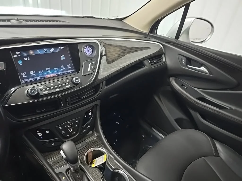 Used 2018 GALAXY SILVER METALLIC Buick Essence image 27