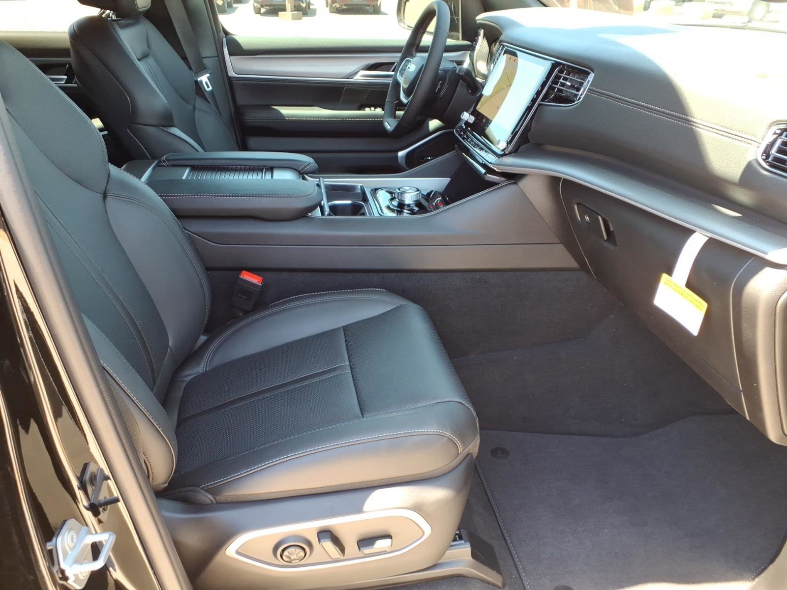 New 2026 High Gloss Black Exterior Paint Jeep  image 7