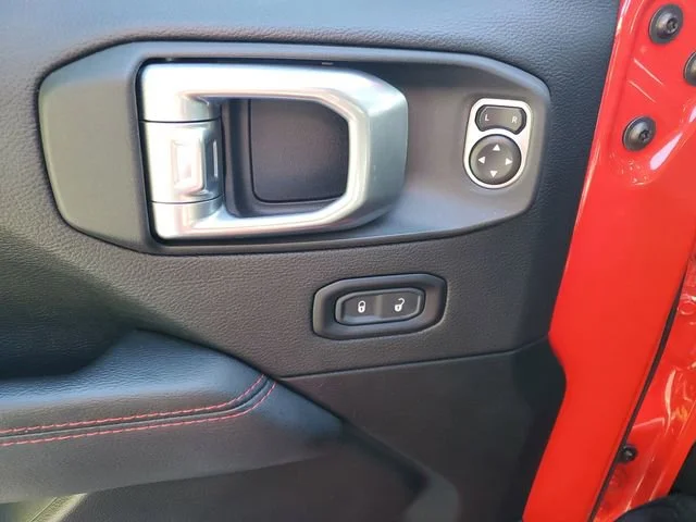 Used 2021 Red Jeep Rubicon image 9