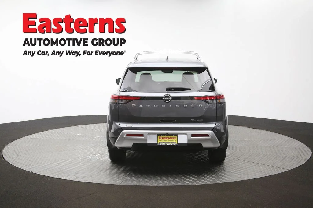 Used 2023 Gray Nissan SL image 37