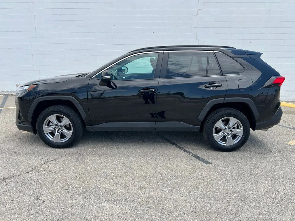 Used 2025 Midnight Black Metallic Toyota XLE image 2