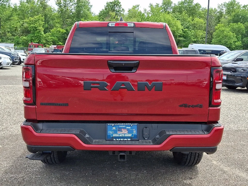 New 2026 Molten Red Pearl-Coat Exterior Paint RAM Big Horn image 7