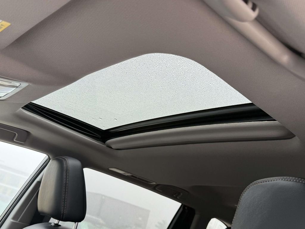 Used 2017 Black Toyota XLE image 4