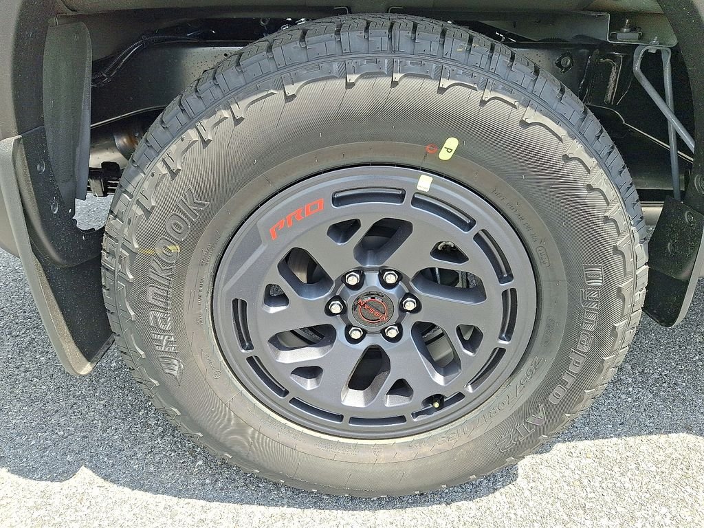 2026 Nissan Frontier — photo 5