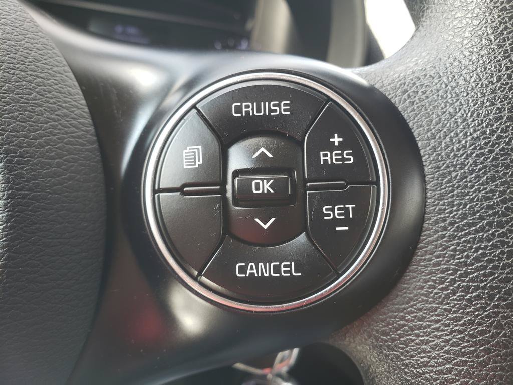 Used 2022 Inferno Red Kia LX image 18