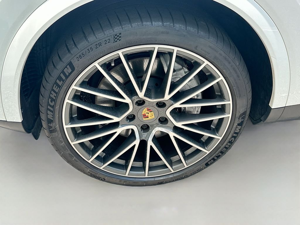 Used 2023 White Porsche Platinum Edition image 32