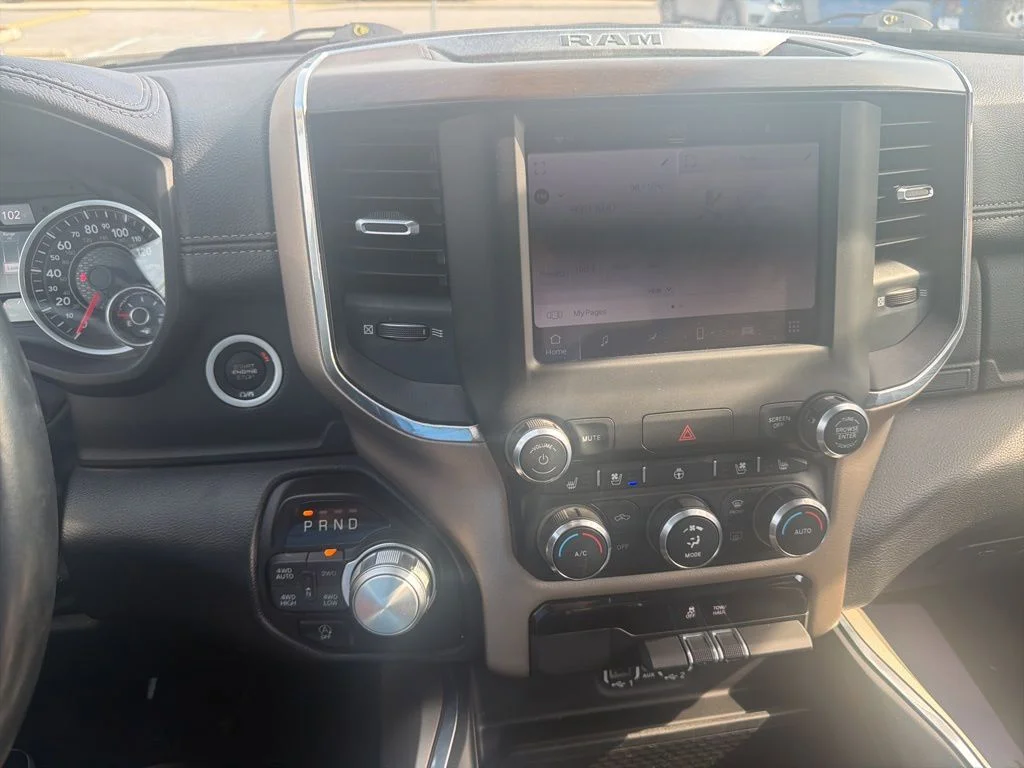 Used 2022 Silver Ram Laramie image 10