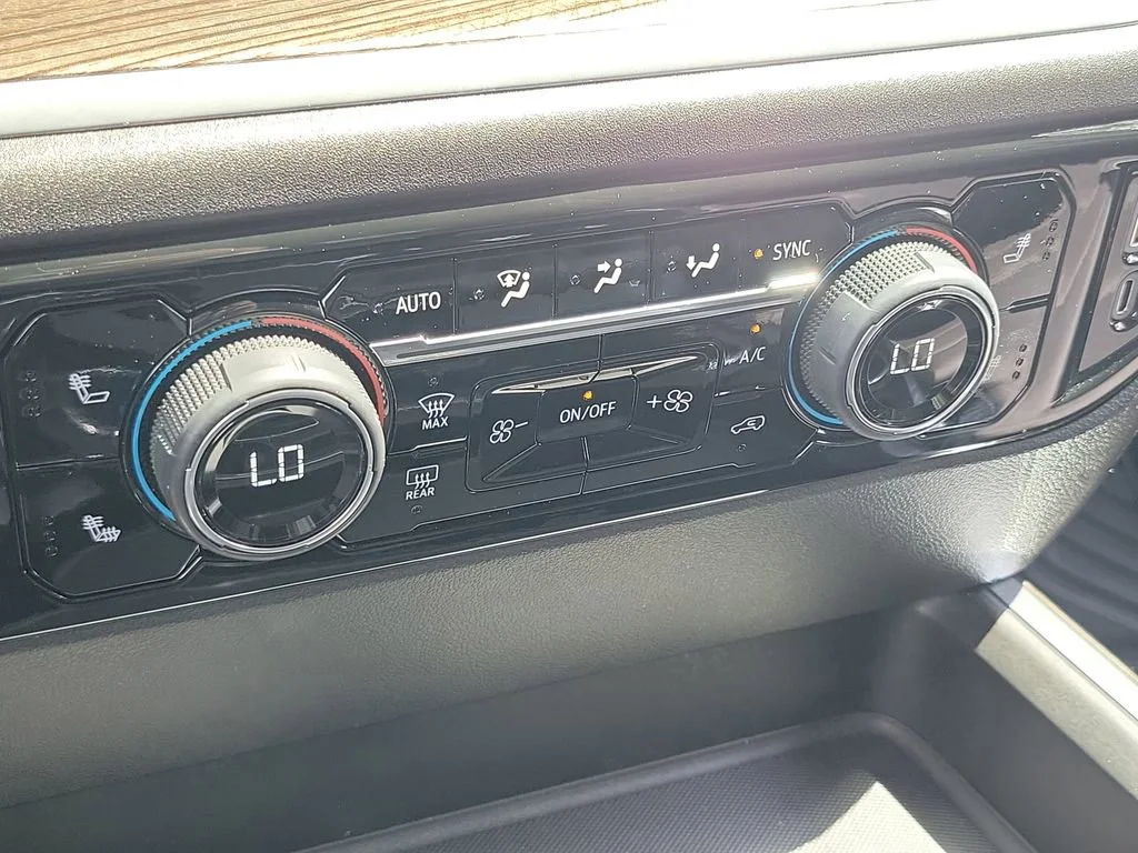 Used 2026 Black Chevrolet LT image 34