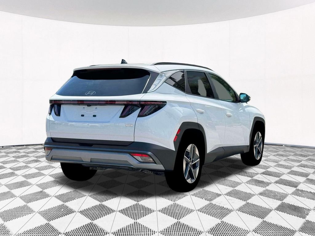 New 2026 White Hyundai SEL Premium image 11