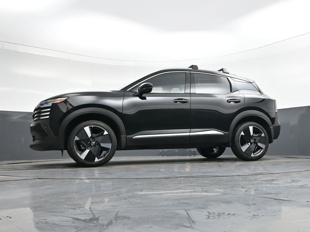 Certified Used 2026 Super Black Nissan SR image 39