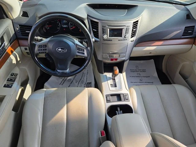 Used 2013 White Subaru 2.5i image 8