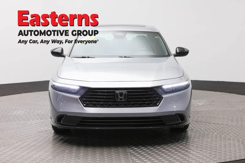 Used 2024 Silver Honda Sport-L image 2