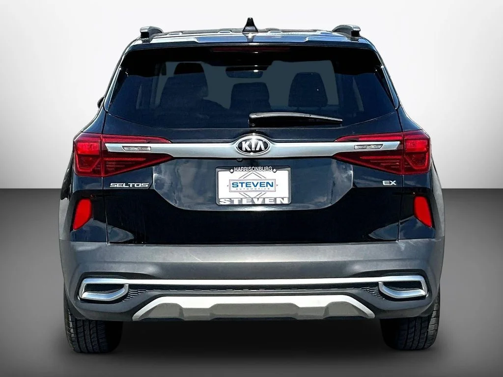 Used 2021 Black Kia EX image 5